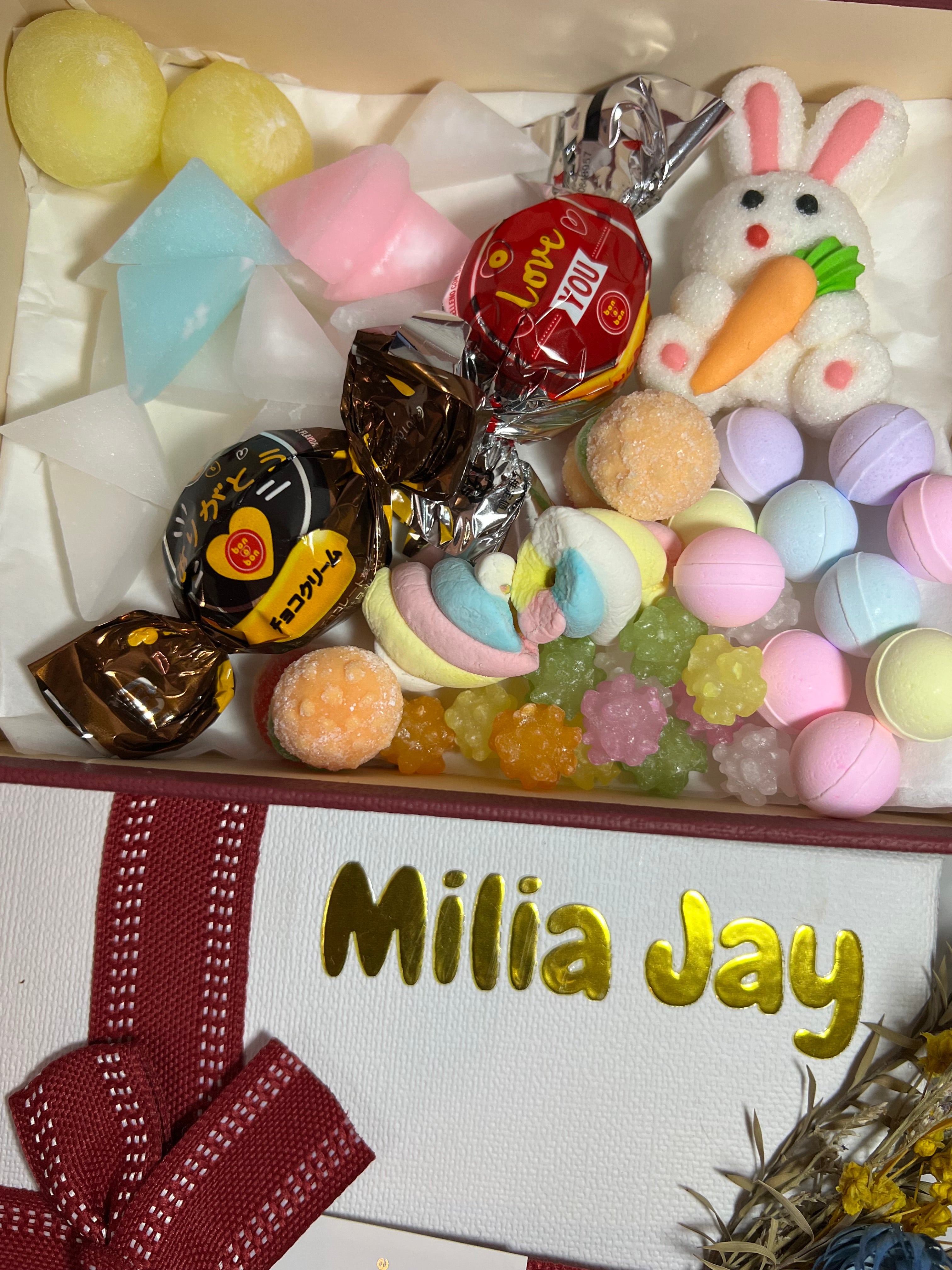 Japanese Candy Box – Best Japanese Candy & Sweets Mix with Konpeito Sugar Candy, Japanese Jelly Candy, Japanese Chocolate & Traditional Wagashi Snacks