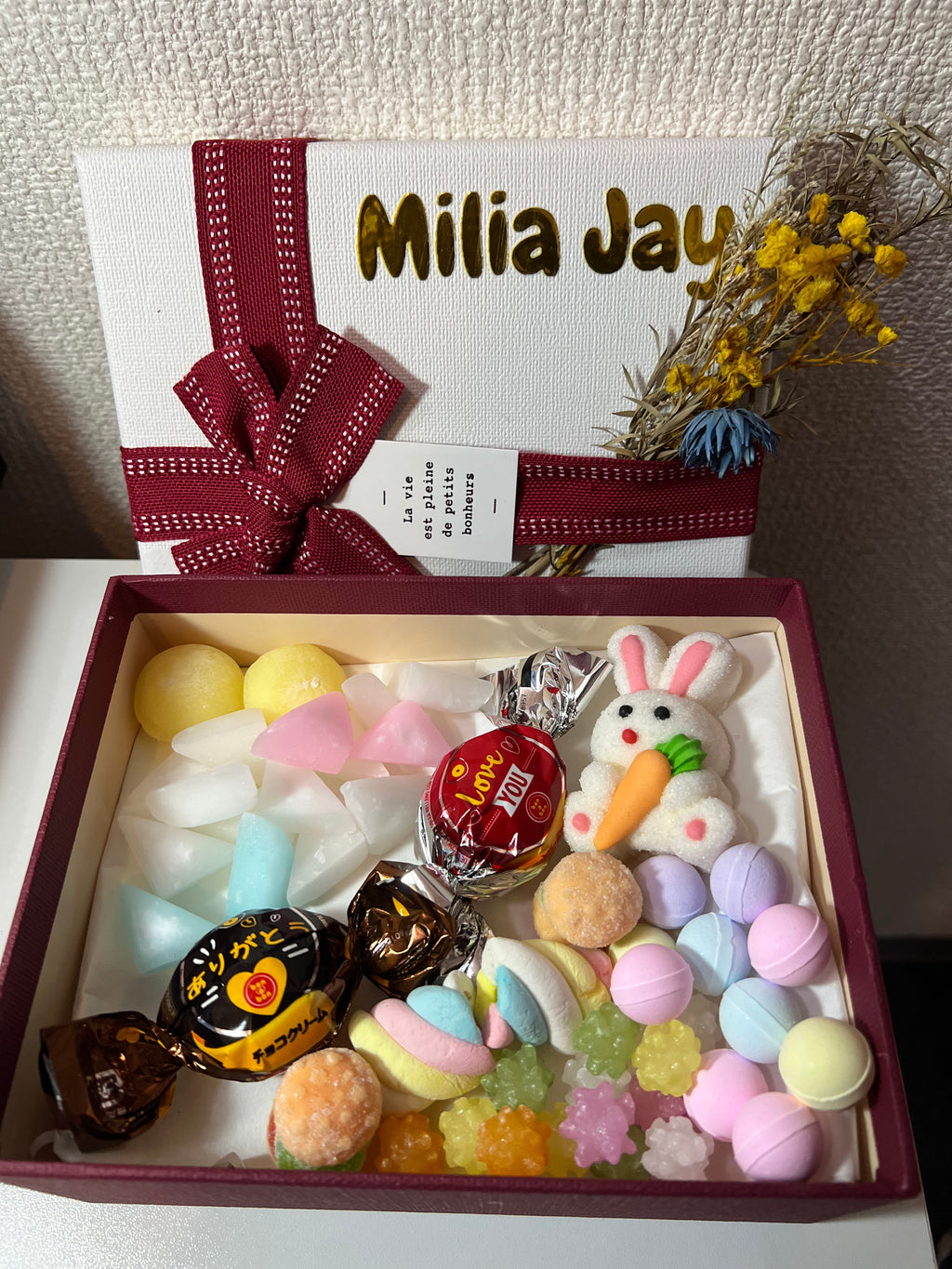 Japanese Candy Box – Best Japanese Candy & Sweets Mix with Konpeito Sugar Candy, Japanese Jelly Candy, Japanese Chocolate & Traditional Wagashi Snacks