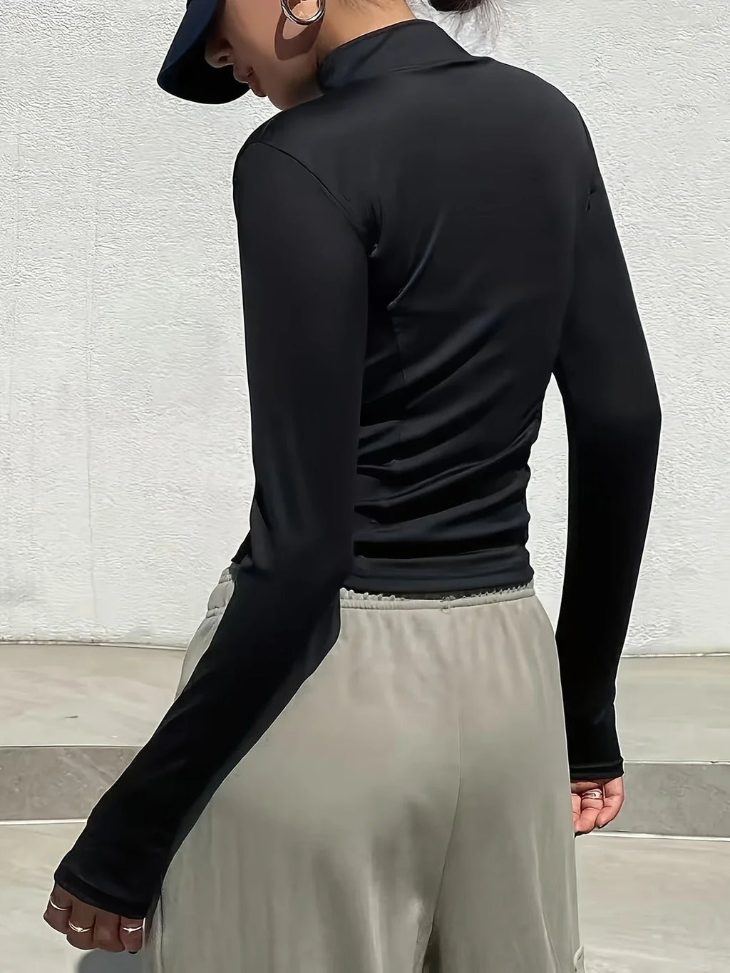 Women’s Sports Jacket Long Sleeve Quick Dry Gym Jacket Fitness Workout Running Training Zip Up Sportswear Coat