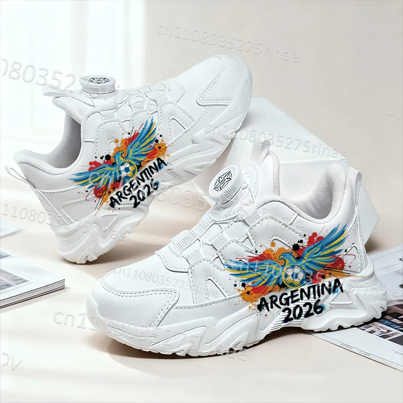 Argentina 2026 Partida de Futebol Design Tênis Brancos Juvenil Infantil Meninos Meninas Suporte de Arco Confortável Respirável Zapatos em Estoque
